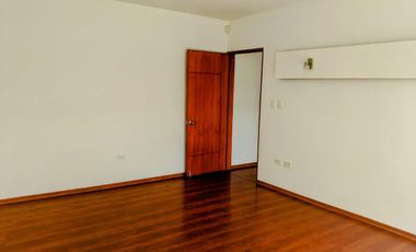 Casa de Venta Independiente en Conjunto Los Chillos Sector. Mirasierra