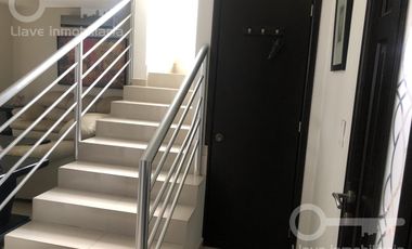 Casa de 3 niveles en renta ubicada en Rufino Tamayo, Fracc. Paraíso, Coatzacoalcos, Veracruz.