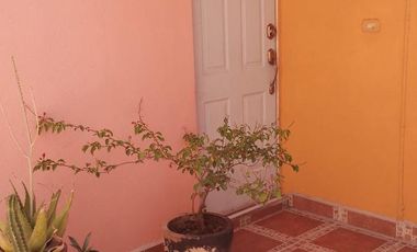 Se Renta Casa en Col Valle de las flores