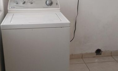 Se Renta Casa en Col Valle de las flores