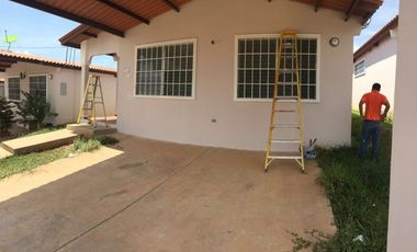 VENDO CASA BRISAS DEL GOLF ARRAIJAN