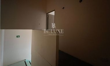 ALQUILER DE LOCAL EN PLAZA COMERCIAL, SAN FRANCISCO (8)