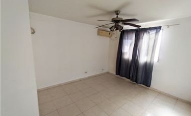 Se Vende Casa en Puerto Caimito-La Chorrera (DR)