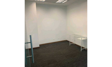 OFICINA EN MARBELLA OCEAN BUSINESS TORRE BANESCO 300M2 SEMIAMOBLADA