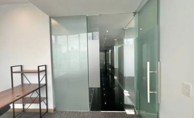 OFICINA EN MARBELLA OCEAN BUSINESS TORRE BANESCO 300M2 SEMIAMOBLADA