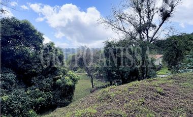 Oportunidad! Se vende Hermoso Terreno con Vistas en Altos del Maria