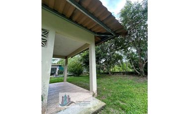 ALQUILER DE CASA EN BOQUERON CERCADA ATRAS