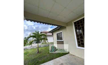 ALQUILER DE CASA EN BOQUERON CERCADA ATRAS