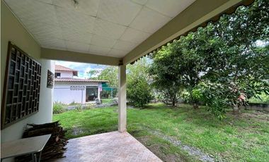 ALQUILER DE CASA EN BOQUERON CERCADA ATRAS