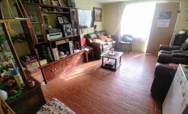 Casa en Venta en Peñaflor - Acogedora y optimizada