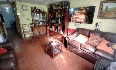 Casa en Venta en Peñaflor - Acogedora y optimizada