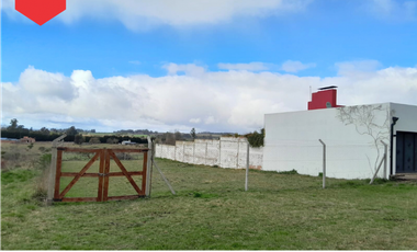 TERRENO (Calle 42 e/23 y 25)