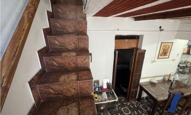 VENTA PH 5 AMBIENTES. SANTANDER 5800, VILLA LUGANO, CABA