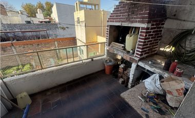 VENTA PH 5 AMBIENTES. SANTANDER 5800, VILLA LUGANO, CABA