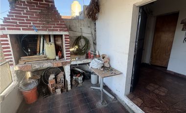 VENTA PH 5 AMBIENTES. SANTANDER 5800, VILLA LUGANO, CABA