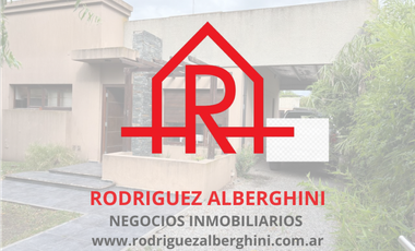 CASA EN VENTA (Calle 34 e/ Colectora 226 y 18)