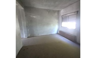 Venta esquina casa, local y departamento