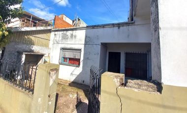 Venta esquina casa, local y departamento