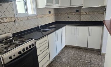ALQUILER DE DEPARTAMENTO EN CASEROS