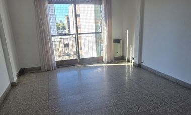 ALQUILER DE DEPARTAMENTO EN CASEROS