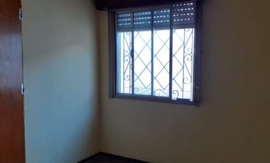Departamento Tipo Casa en venta en Lanus Este