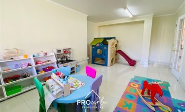Departamento en Arriendo en Avenida del Parque con La Rinconada