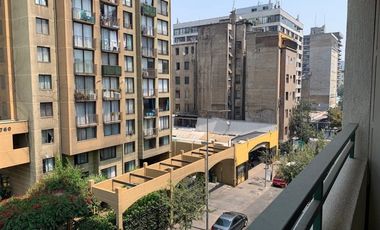 Departamento Amoblado en Arriendo en A PASOS ESTACION METRO BELLAS ARTES