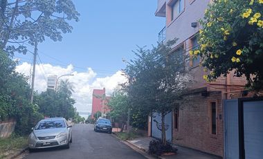 CASA DE 2 DORM., COCHERA Y PATIO. BÂ° BELGRANO. ALQUILER. POSADAS, MISIONES.