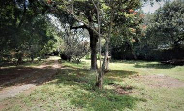 CASA EN TEPOZTLAN CON GRANDES JARDINES