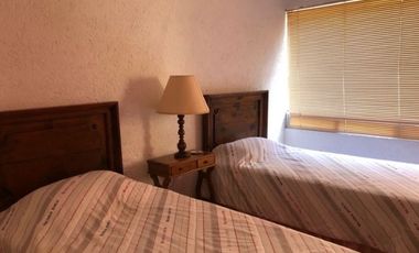 CASA EN TEPOZTLAN CON GRANDES JARDINES