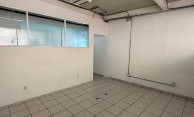 Renta oficinas en Av. Universidad - Chimalistac, con terraza