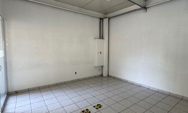 Renta oficinas en Av. Universidad - Chimalistac, con terraza