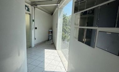 Renta oficinas en Av. Universidad - Chimalistac, con terraza