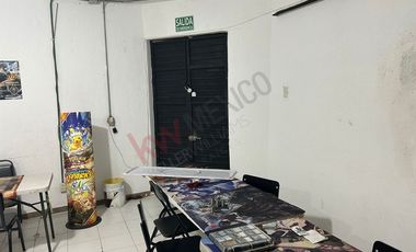 EN VENTA CASA EN SAN CRISTOBAL, EN CALLE DIEGO MAZARIEGO A 2 CUADRAS DEL PUENTE🏡