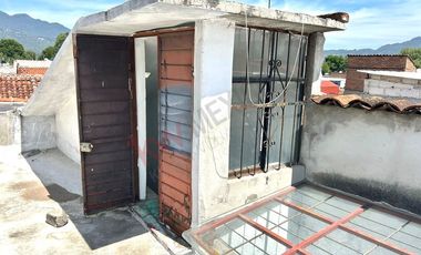 EN VENTA CASA EN SAN CRISTOBAL, EN CALLE DIEGO MAZARIEGO A 2 CUADRAS DEL PUENTE🏡