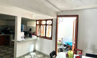 EN VENTA CASA EN SAN CRISTOBAL, EN CALLE DIEGO MAZARIEGO A 2 CUADRAS DEL PUENTE🏡