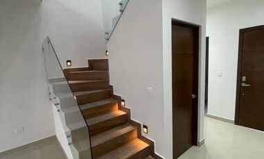 CASA EN VENTA FRACC. QUINTAS LA CIMA, EN VIÑEDOS, TORREON COAH.