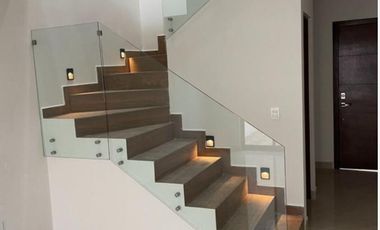 CASA EN VENTA FRACC. QUINTAS LA CIMA, EN VIÑEDOS, TORREON COAH.