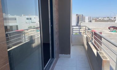 CASA EN VENTA FRACC. QUINTAS LA CIMA, EN VIÑEDOS, TORREON COAH.