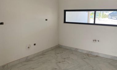 CASA EN VENTA FRACC. QUINTAS LA CIMA, EN VIÑEDOS, TORREON COAH.