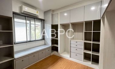 3 Bedrooms 3 Bathrooms in East Pattaya