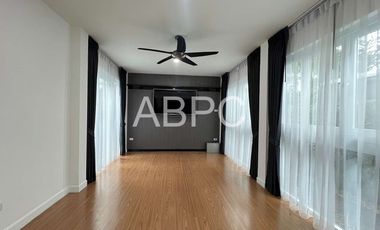 3 Bedrooms 3 Bathrooms in East Pattaya