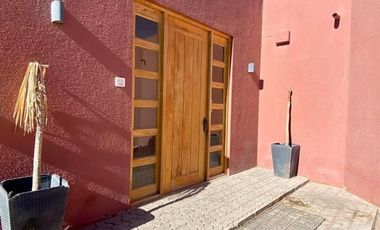 Casa en Arriendo en Alejandrina Olivares