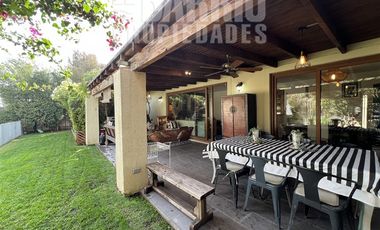 Casa en Arriendo en Piedra Roja