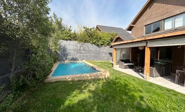 Casa en Venta en SAN CARLOS DE APOQUINDO