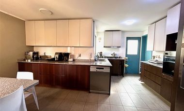 Casa en Venta en SAN CARLOS DE APOQUINDO