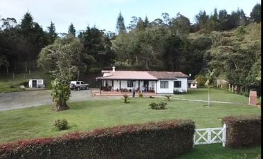 Finca en Venta Ubicado en Guarne Codigo 2049