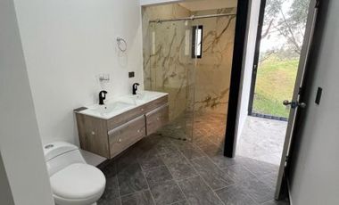 Casa-Finca en Venta Ubicado en Guarne Codigo 2037