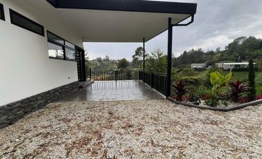 Casa-Finca en Venta Ubicado en Guarne Codigo 2037