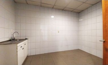 Edificio Oficina Ascensores Bóveda Baños Venta Quinta Normal